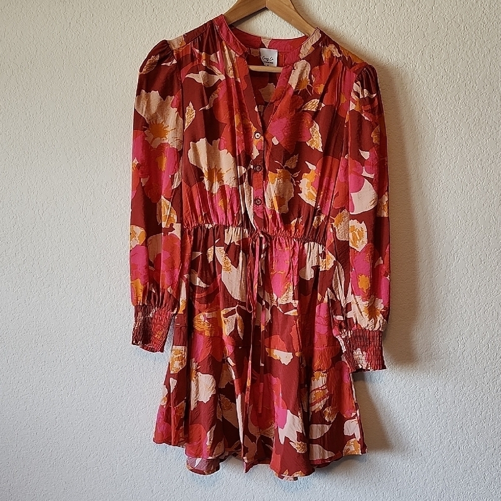 Cozy Co. Long-Sleeved Flowered Feminine V-Neck Dress Flouncy Women's Small